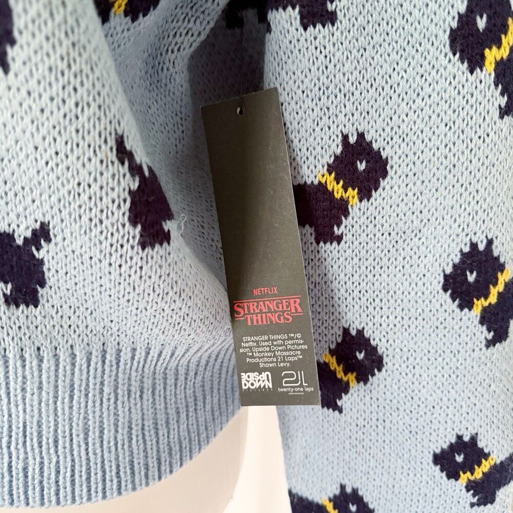 NEW Womens Blue No Boundaries Scottie Dog Stranger Things Sweater Size M (8-10) - Picture 5 of 12